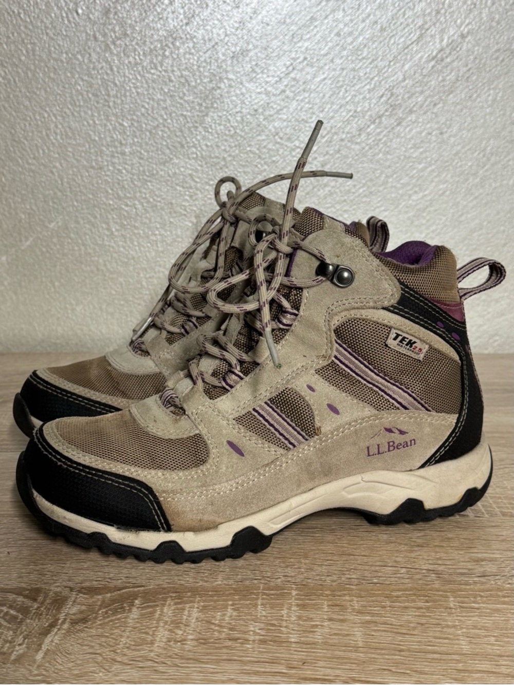LL Bean TEK 2.5 Waterproof Trail Model 4 Womens 7.5M Tan Suede Hiking Boots